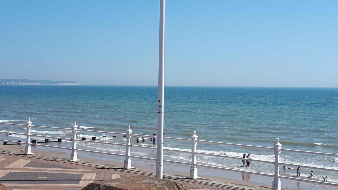 East Coast Apartments First Floor 2 Bed Apartment All Towels And Sheets Supplied Bridlington Buitenkant foto